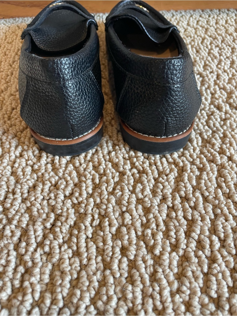 Anne Klein Black Pebbled Leather Slip-On Loafers Women's 9 - Picture 4 of 6